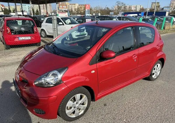 toyota opolskie Toyota Aygo cena 15900 przebieg: 196000, rok produkcji 2011 z Szczecin